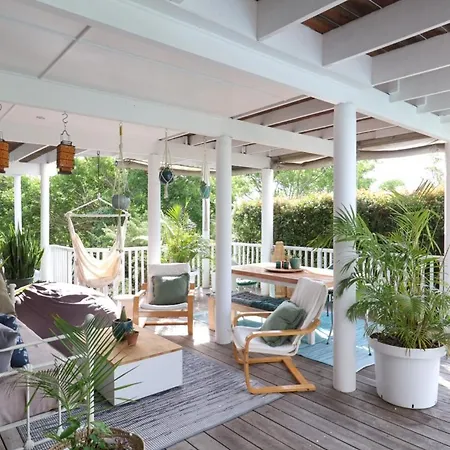 Lush Spacious Family Home Between Beach & Town Knysna Exterior photo