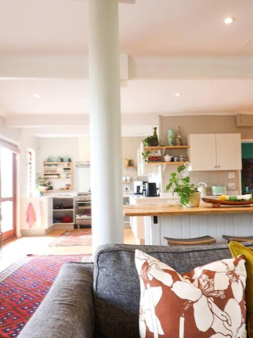 Lush Spacious Family Between & Town